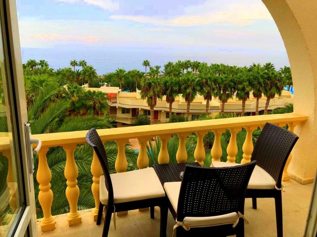 Oscar Beachfront Resort & Spa & Casino Kyrenia  Exterior foto