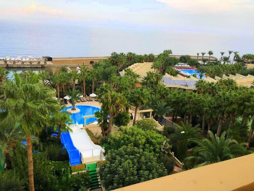 Oscar Beachfront Resort & Spa & Casino Kyrenia  Exterior foto