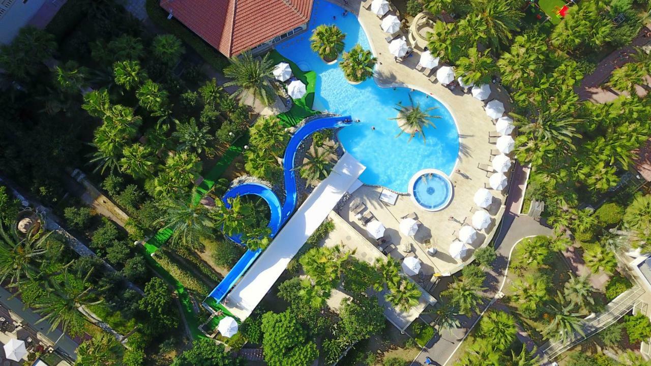 Oscar Beachfront Resort & Spa & Casino Kyrenia  Exterior foto